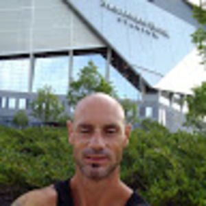 Meet your Posher, Levi